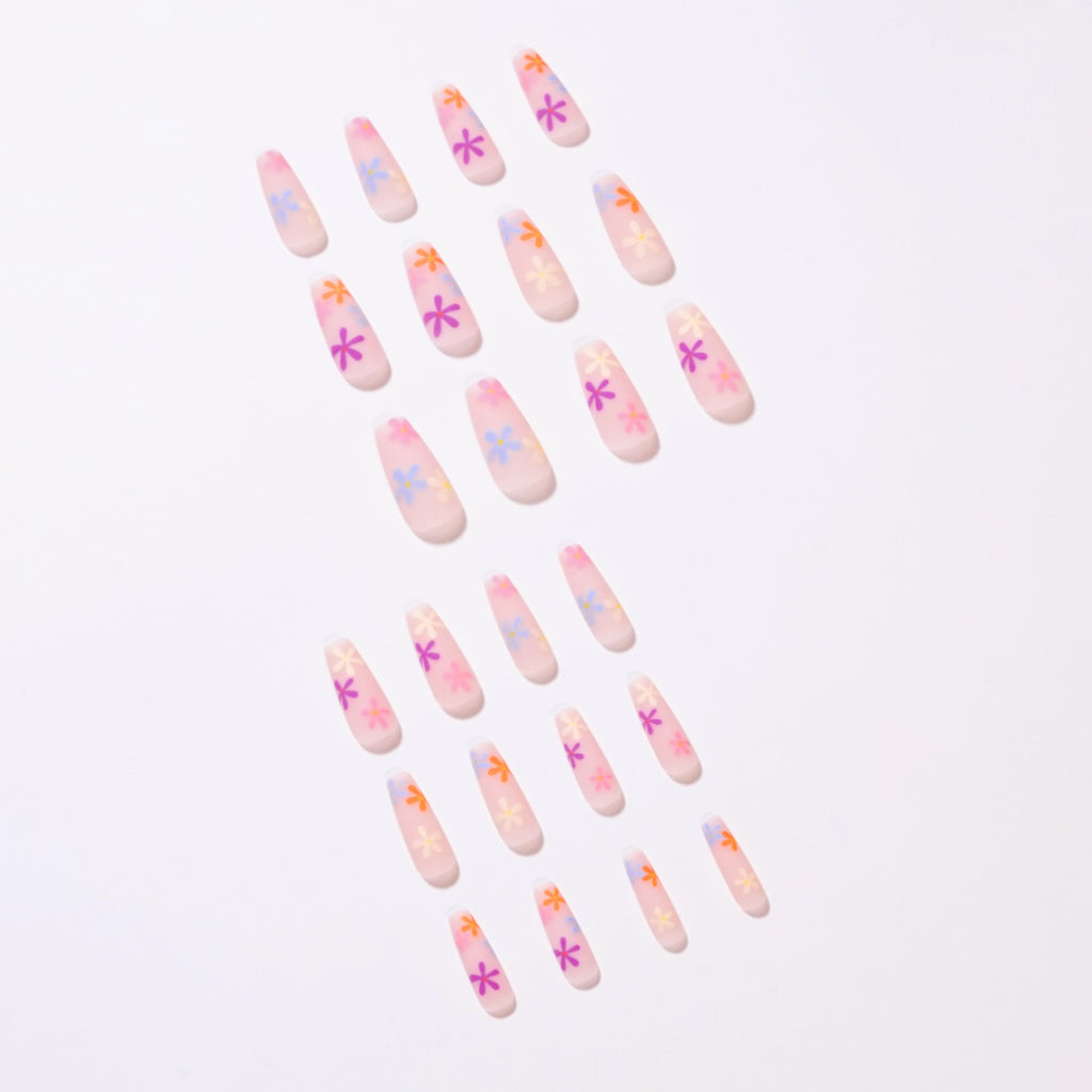 Série pastorale Tournesol arc-en-ciel portant des produits finis d'amélioration des ongles Patch d'amélioration des ongles artificiels Patch d'ongles amovible