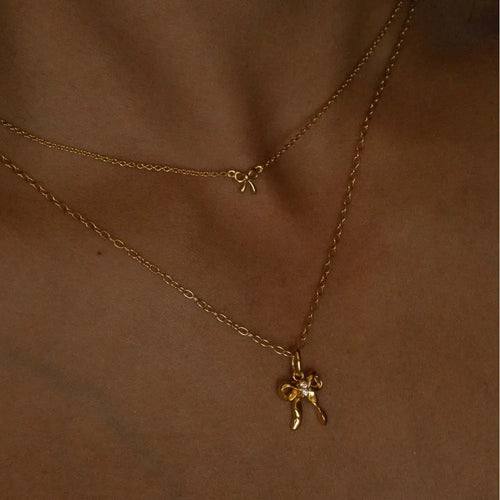 Collier avec nœud en plaqué or 18 carats