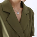 Collier romantique étoile et lune en zircon, pendentif rond en acier titane plaqué or, chaîne de cou