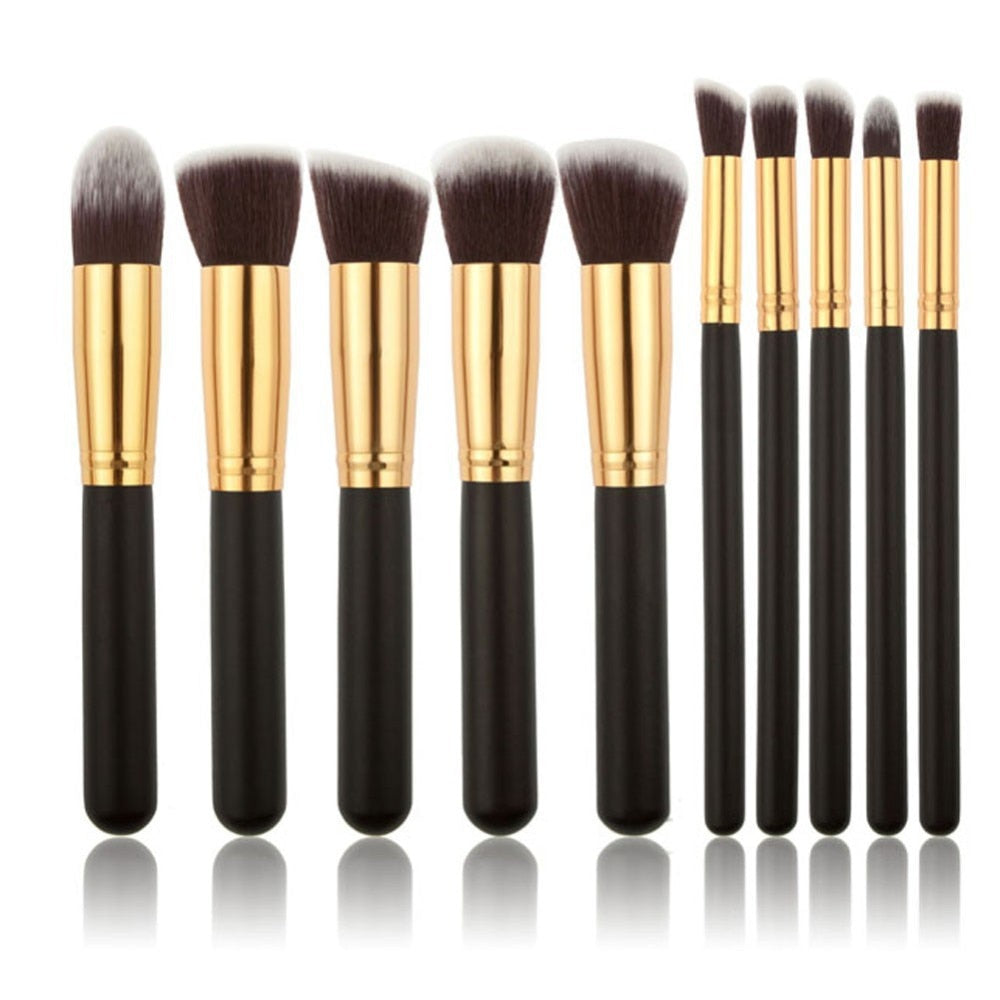 Lot de 10 Pinceaux de Maquillage Argentés/Dorés – Kit Professionnel pour Fond de Teint, Estompage, Fard à Joues, Poudre, Fards à Paupières