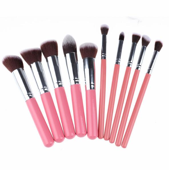 Lot de 10 Pinceaux de Maquillage Argentés/Dorés – Kit Professionnel pour Fond de Teint, Estompage, Fard à Joues, Poudre, Fards à Paupières